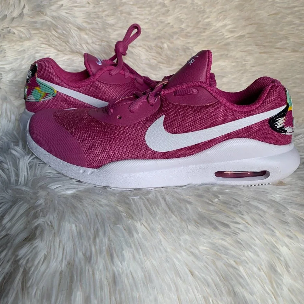 Nike air max oketo mc big girls sneakers  size‎ 5.5